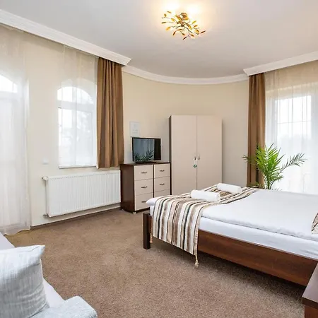 Rosa Guest house *