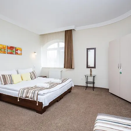 Rosa Guest house